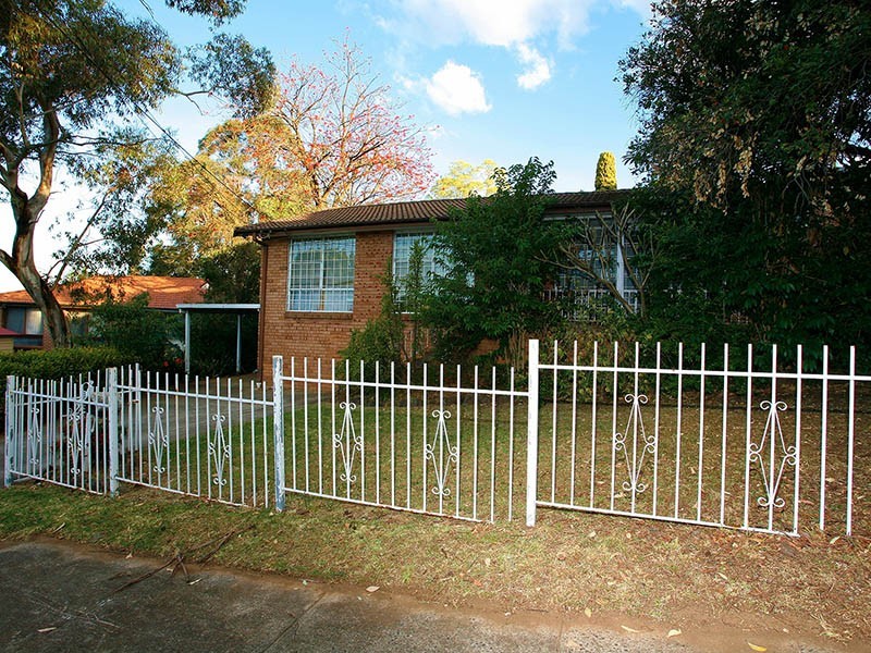 33 Michelle Drive, Constitution Hill NSW 2145