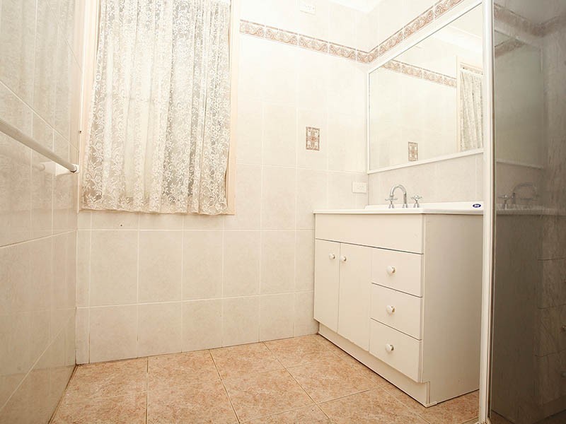 33 Michelle Drive, Constitution Hill NSW 2145