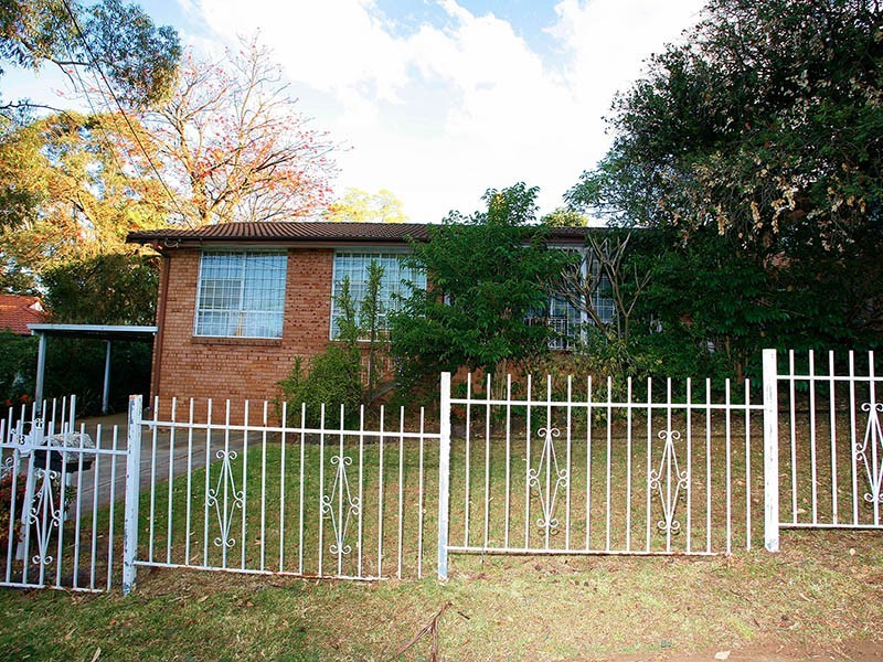 33 Michelle Drive, Constitution Hill NSW 2145