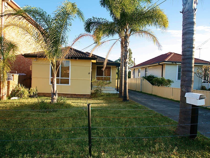 18 Linthorne Street, Guildford NSW 2161