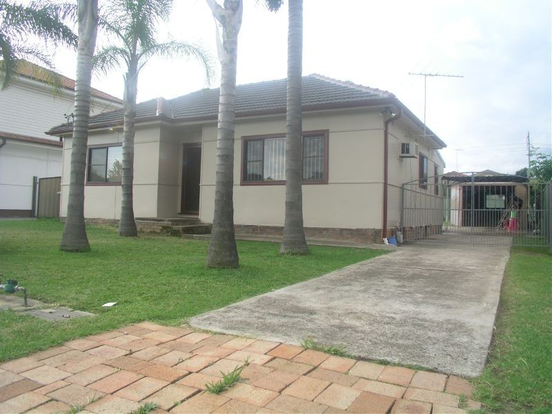 14  Leach Road, Guildford NSW 2161