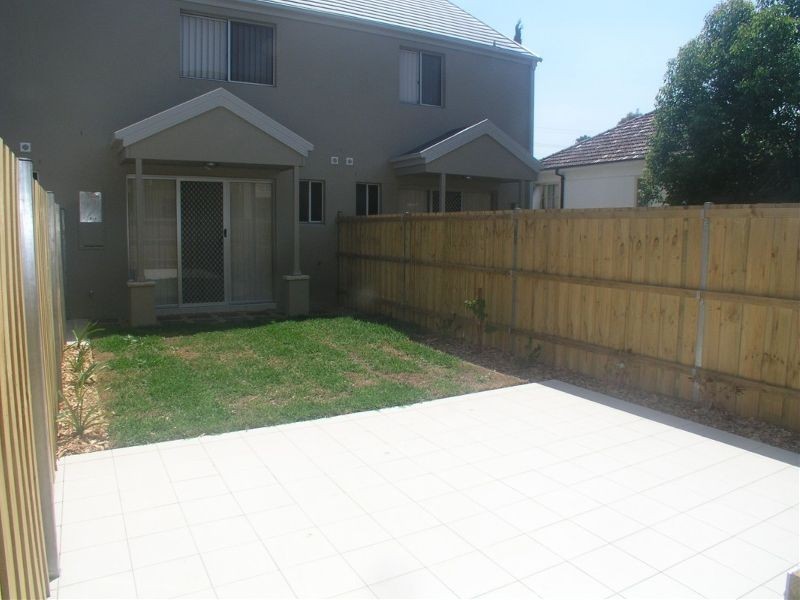 3/8  Carhullen Street, Merrylands NSW 2160