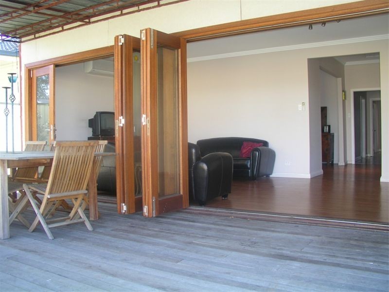 2  Fourth, Granville NSW 2142