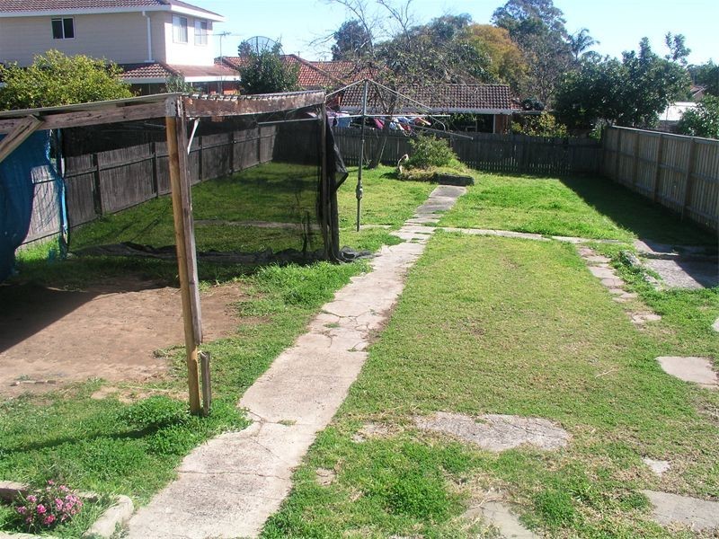 298  Woodville, Guildford NSW 2161