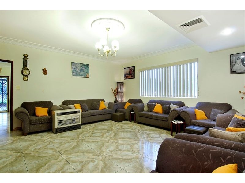 18   Henry Street, Guildford NSW 2161