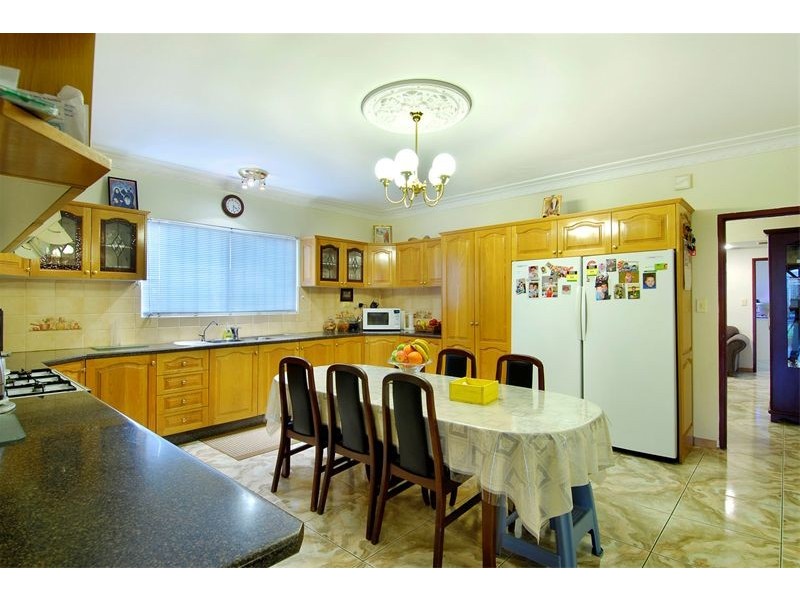 18   Henry Street, Guildford NSW 2161