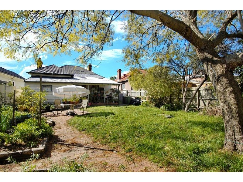 26  Hewlett, Granville NSW 2142