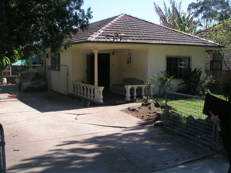 12  Highland, Guildford NSW 2161