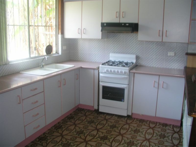 12  Highland, Guildford NSW 2161