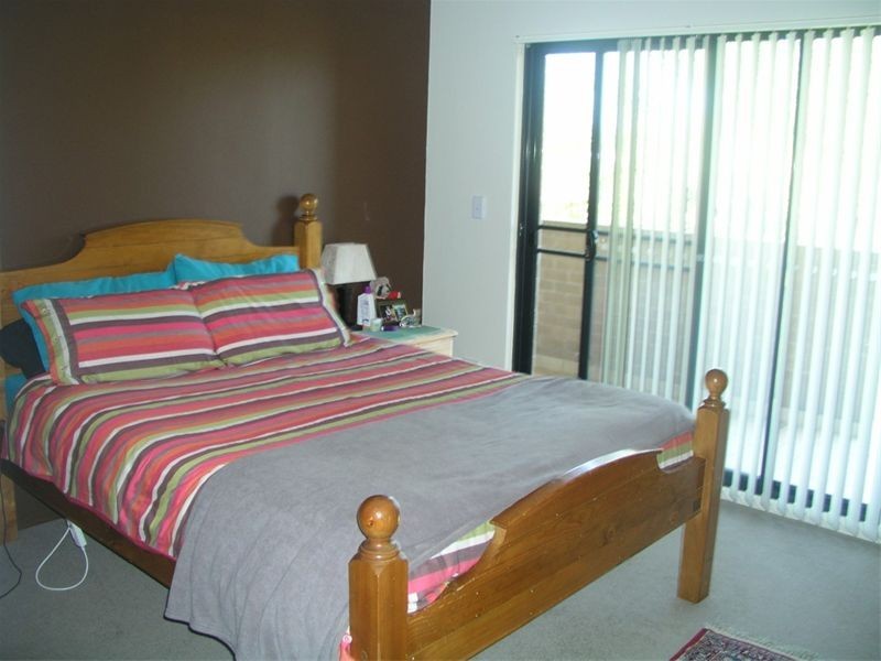 10/22  Blaxcell, Granville NSW 2142