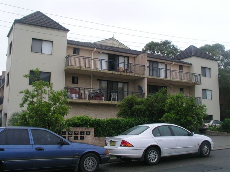 10/2-4  Sheffield Street, Merrylands NSW 2160