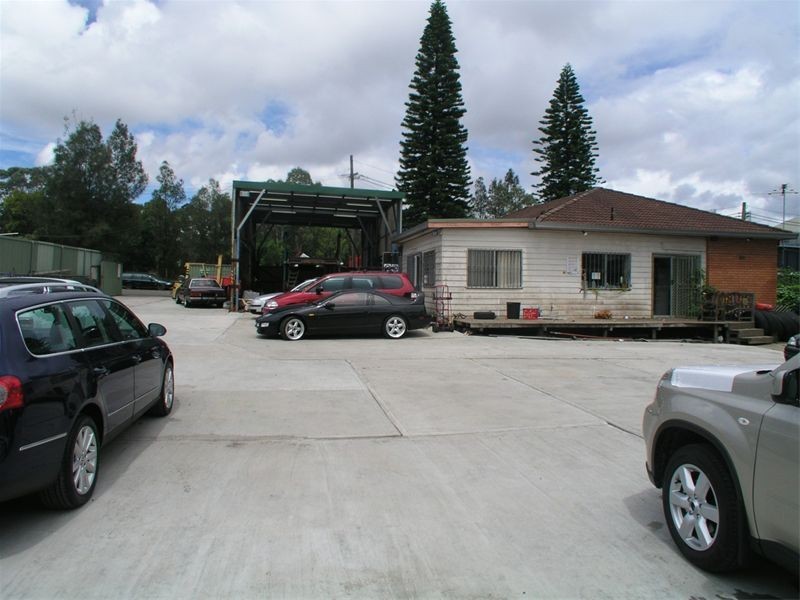 111-113  Deakin Street, Silverwater NSW 2128