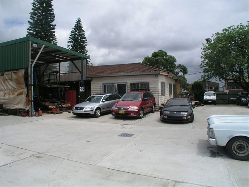 111-113  Deakin Street, Silverwater NSW 2128