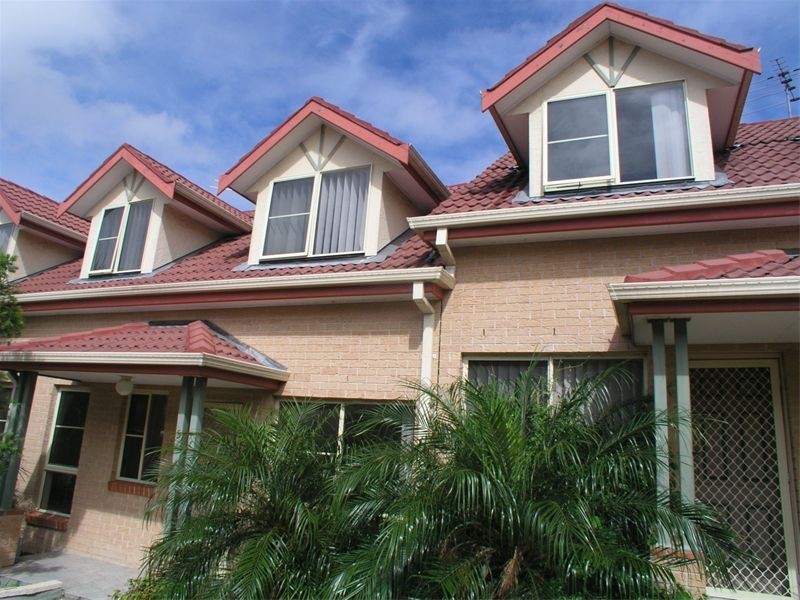 5/40-42  Larien Crescent, Birrong NSW 2143