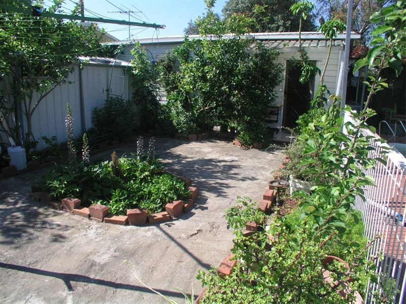 10  Chiswick Road, Granville NSW 2142