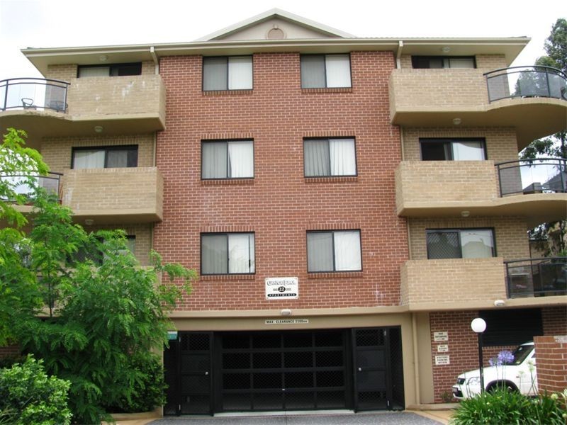Level 2 9/22  Blaxcell, Granville NSW 2142