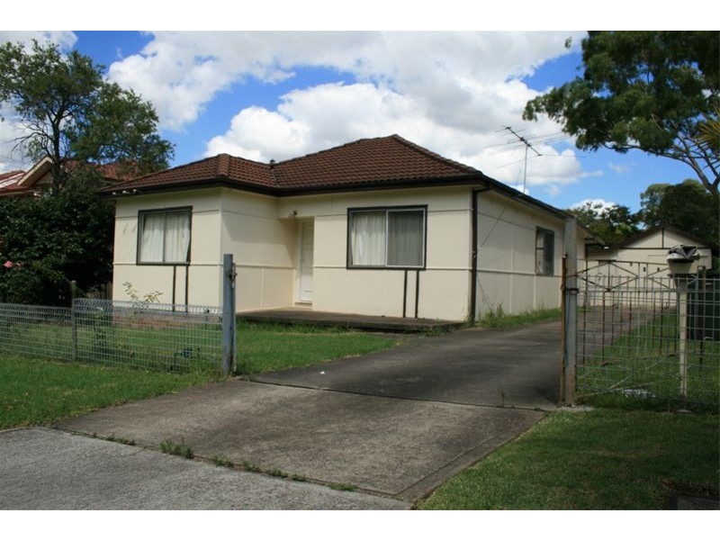 40  Windsor Road, Merrylands NSW 2160