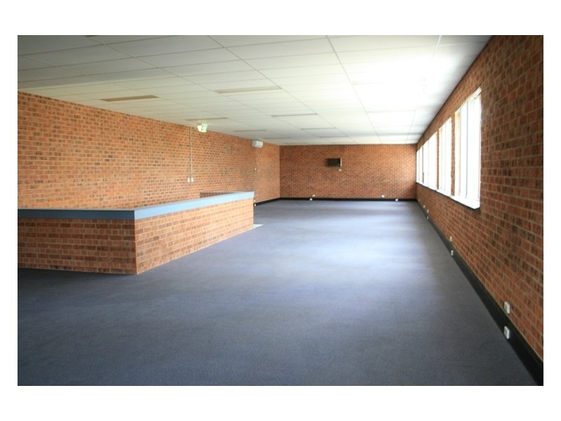 185  Warren Road, Smithfield NSW 2164