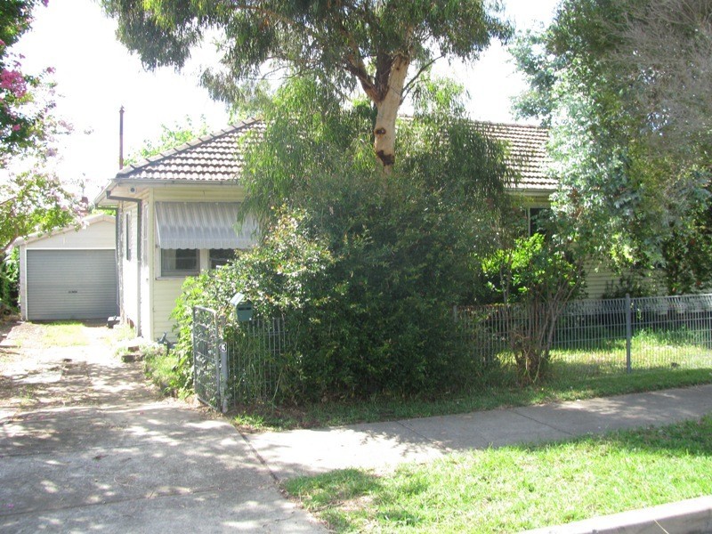 13  Gordon Avenue, Granville NSW 2142