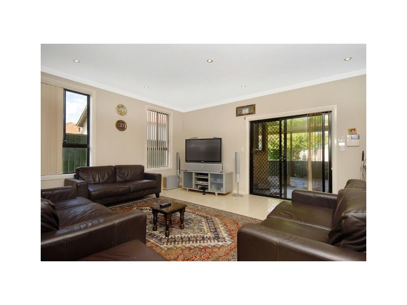 2  John Street, Granville NSW 2142