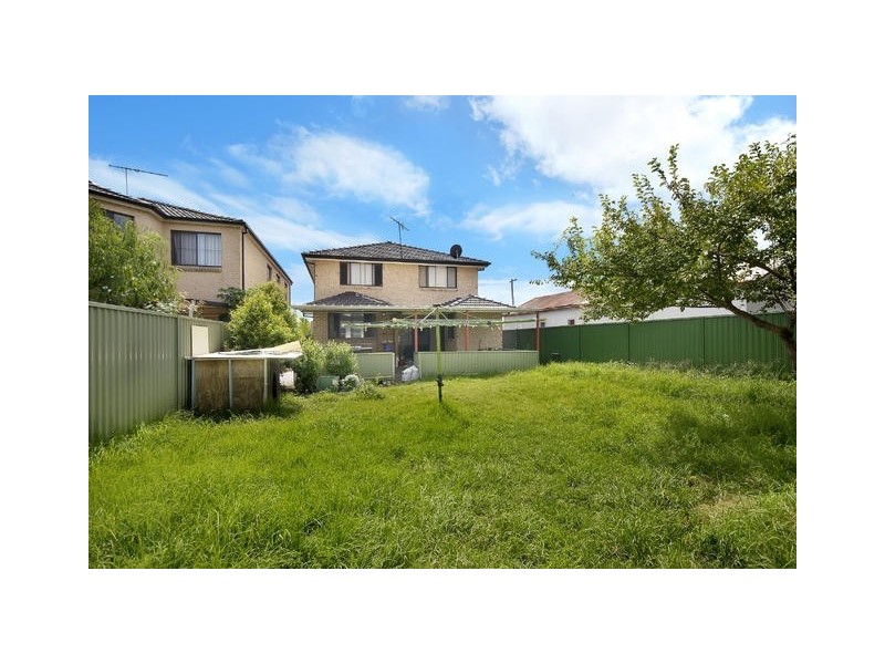 2  John Street, Granville NSW 2142