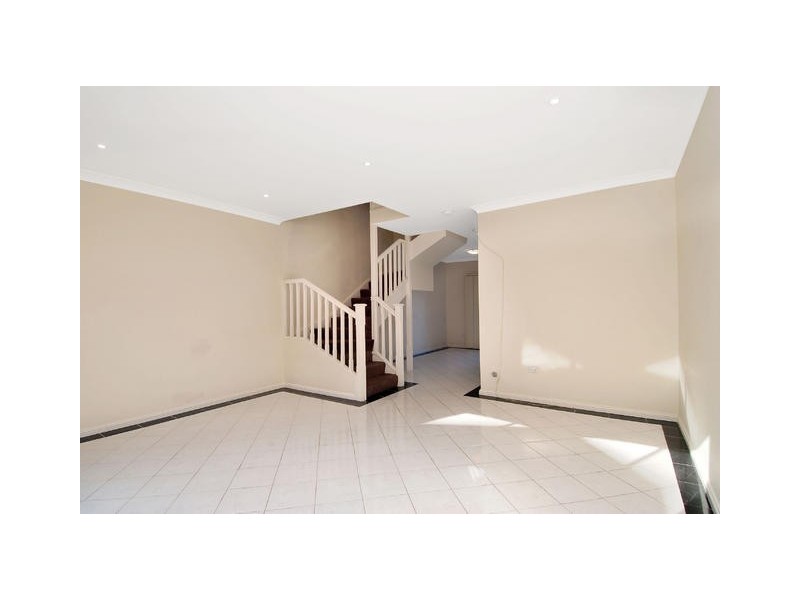 10/102-106  Lackey Street, Merrylands NSW 2160