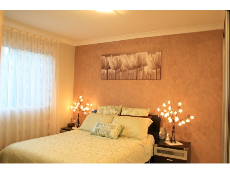 27/11  Louis Street, Granville NSW 2142