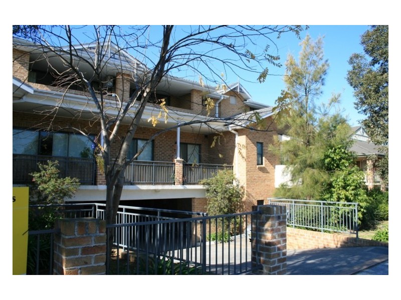 10/80  Pitt Street, Merrylands NSW 2160