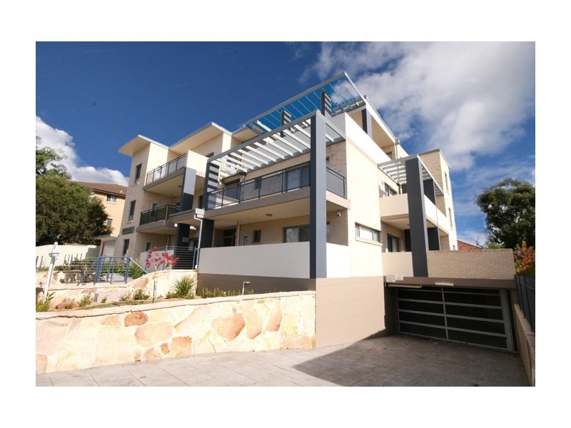 73-75  The Esplanade, Guildford NSW 2161