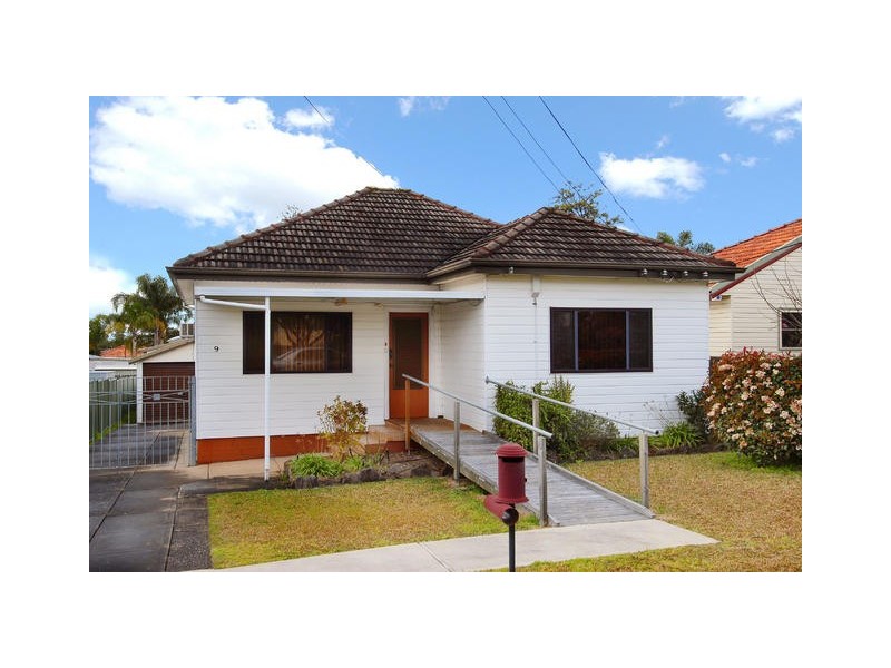 9  Hinchen Street, Guildford NSW 2161