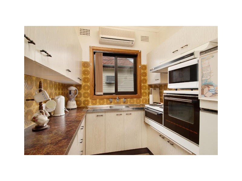 9  Hinchen Street, Guildford NSW 2161