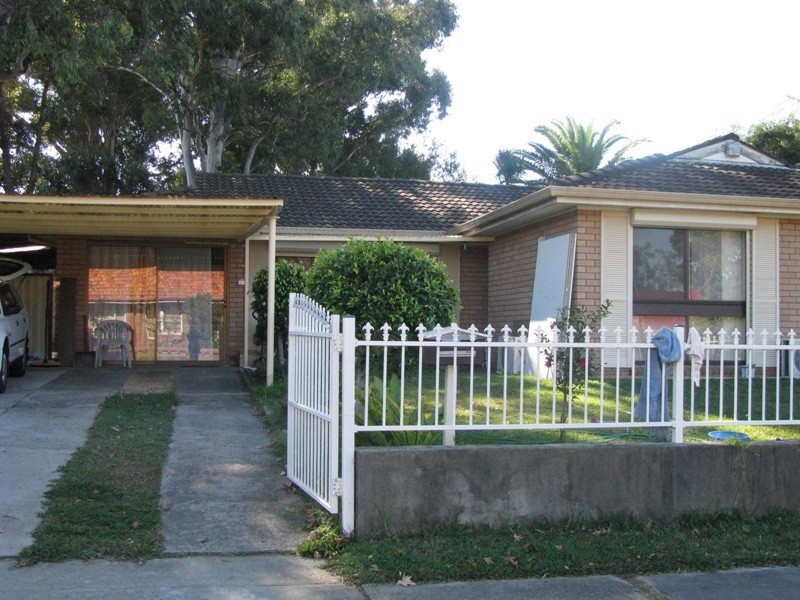 5  Montgomery, Granville NSW 2142