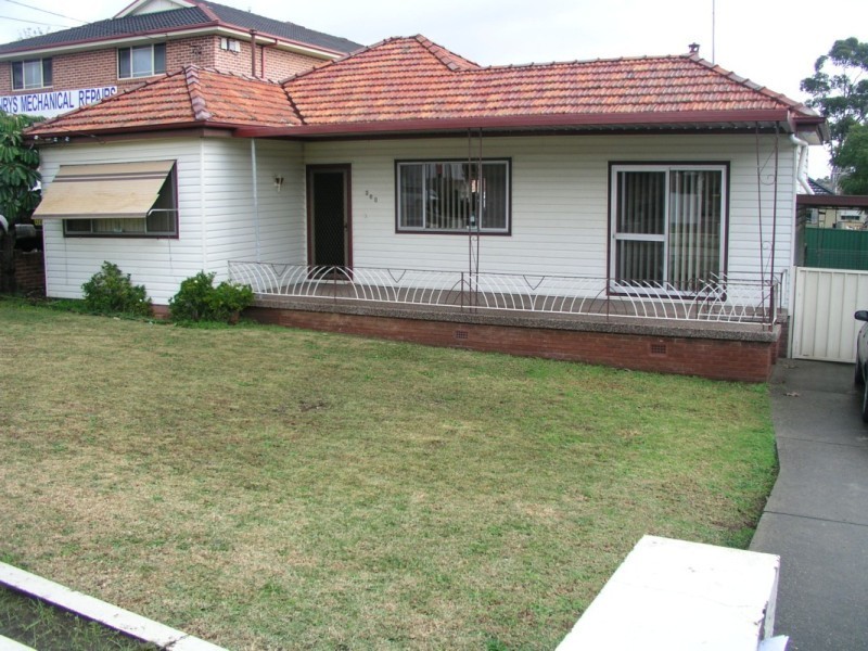 360  Woodville Road, Guildford NSW 2161