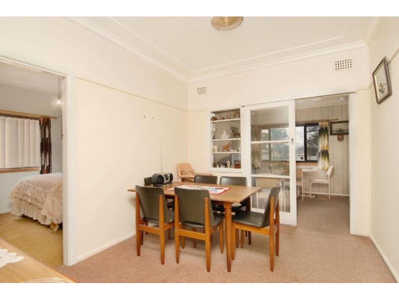 9  Hinchen, Guildford NSW 2161