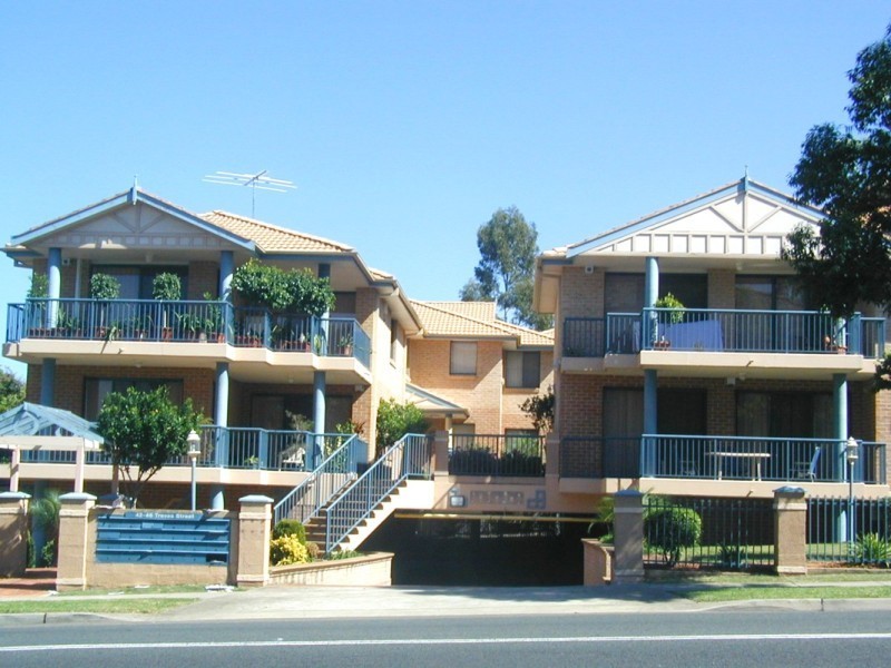 3/42-46  Treves Street, Merrylands NSW 2160