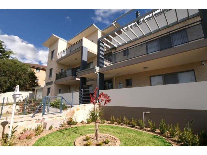 8/73-75  Esplanade, Guildford NSW 2161