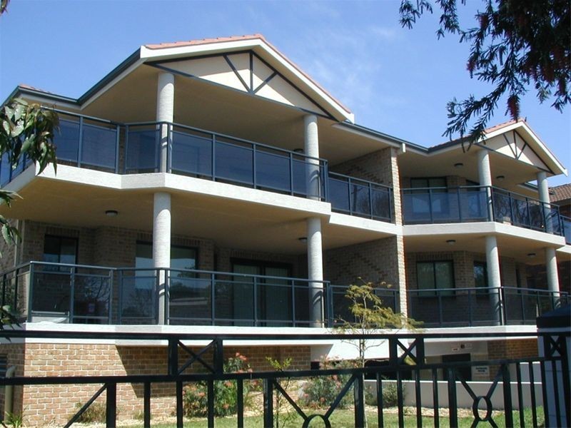 13/8-12  Alexandra Avenue, Westmead NSW 2145