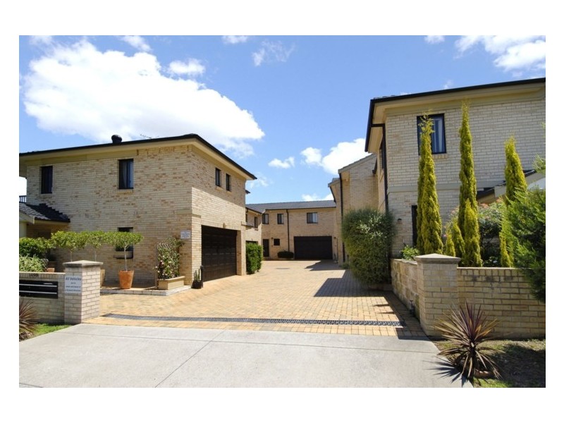 2/149  Bettington Road, Oatlands NSW 2117