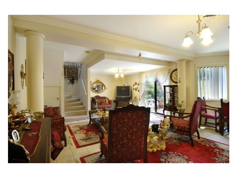 2/149  Bettington Road, Oatlands NSW 2117