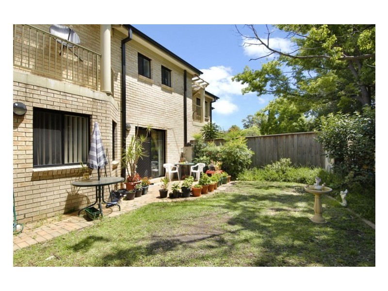 2/149  Bettington Road, Oatlands NSW 2117