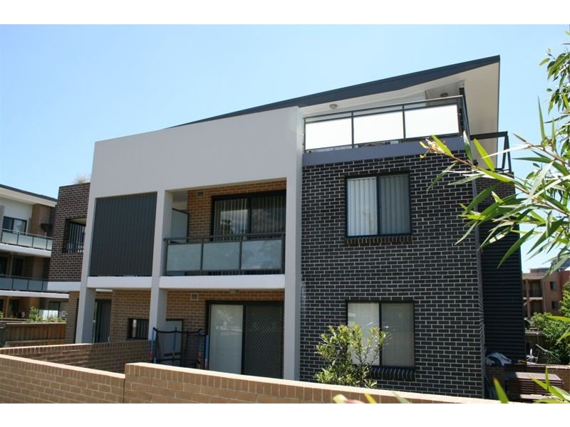 6/213-215  William Street, Granville NSW 2142