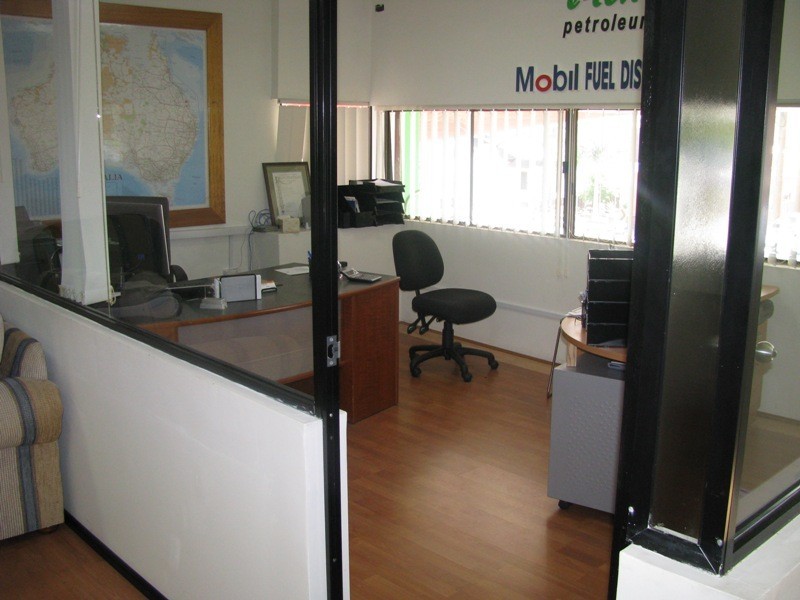 2/101  Blaxcell Street, Granville NSW 2142