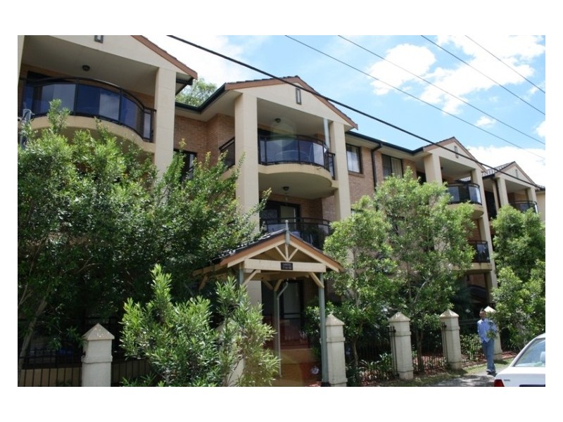 8/57 Newman Street, Merrylands NSW 2160