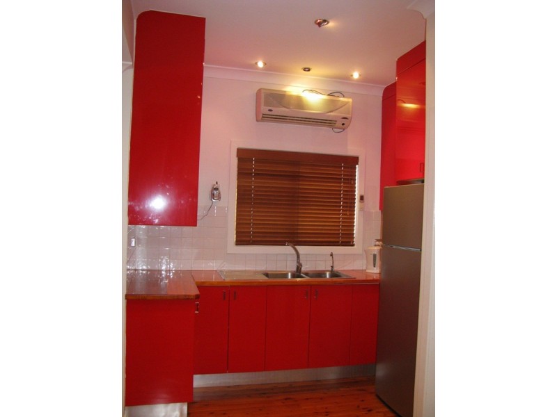 1/27  Garnett, Merrylands NSW 2160