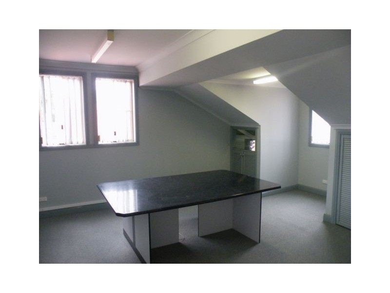 8 Albion Street, Harris Park NSW 2150