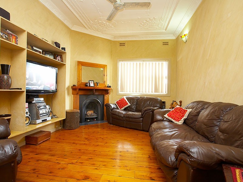 17  Neilson Street, Granville NSW 2142