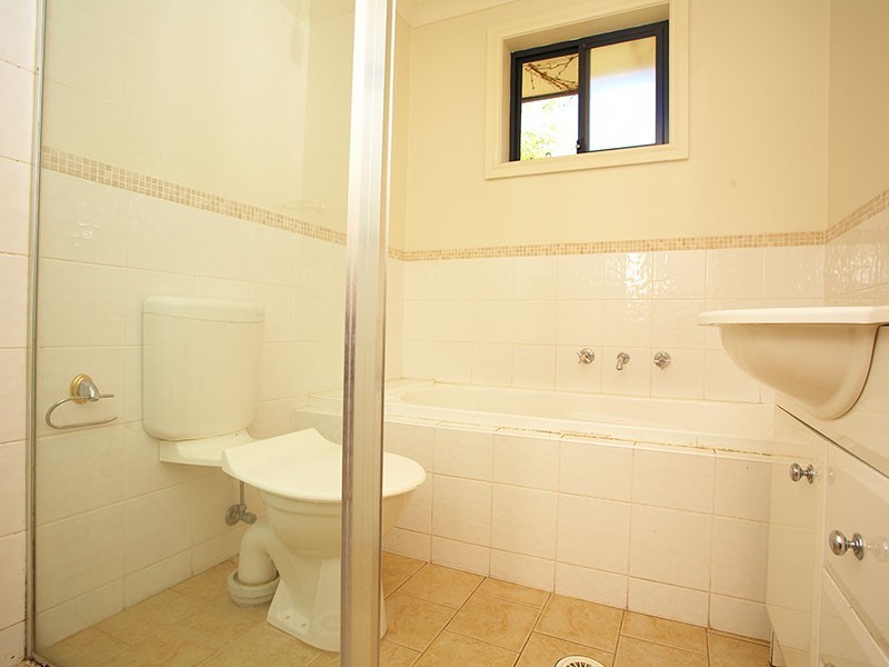 3/1-3 Renfrew Street, Guildford NSW 2161