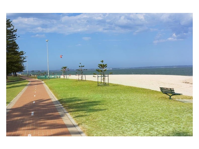 Level 2 2/150  Russell Avenue, Dolls Point NSW 2219