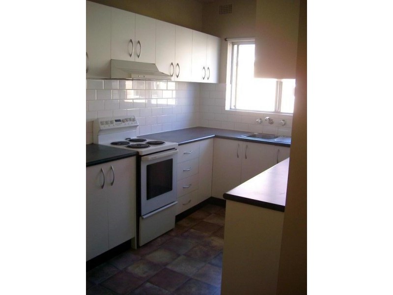 Brighton-le-sands NSW 2216