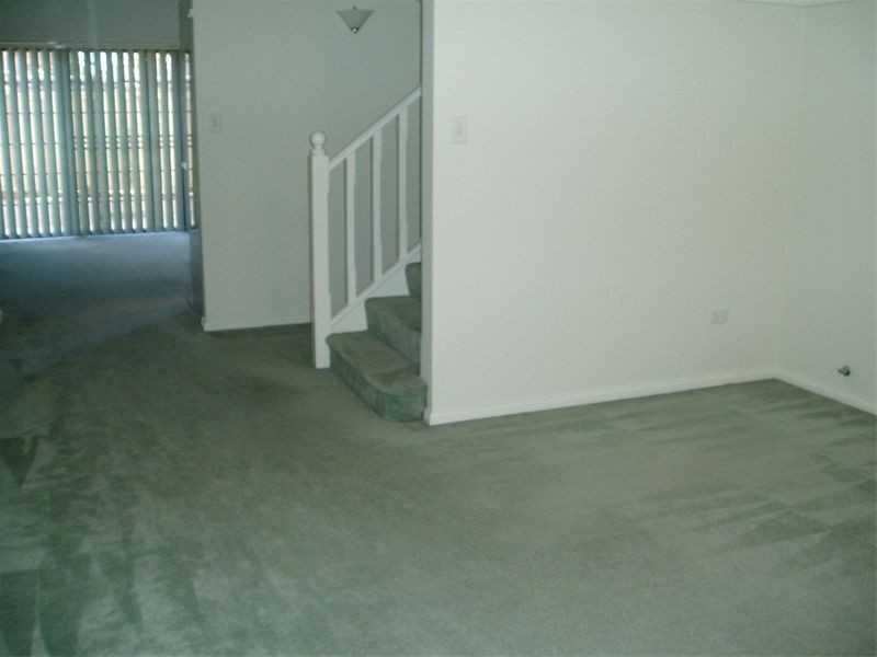 2/11  Ellis Street, Merrylands NSW 2160